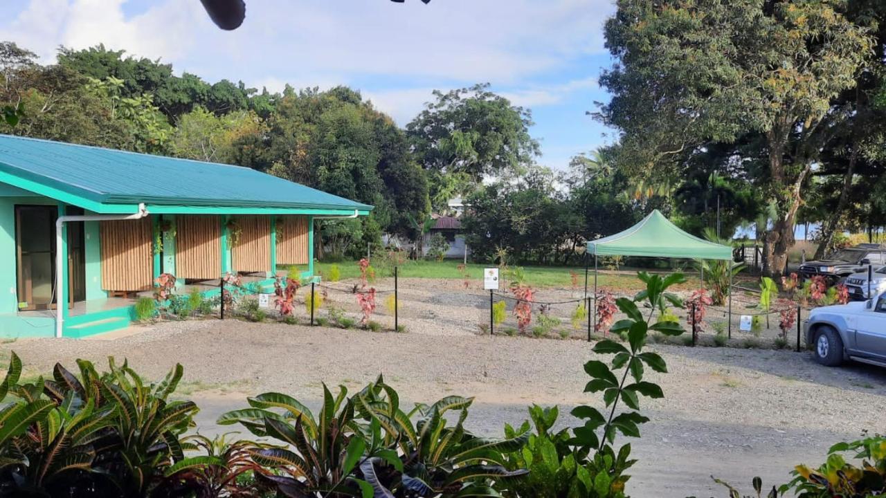 Playa Blanca Macaw Hotel Conte Экстерьер фото
